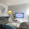 Отель Tudors Esuites Roof Garden Penthouse With Gated Parking, фото 9