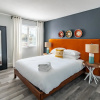 Отель WanderJaunt - Camelback East Apts, фото 3