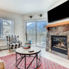 Отель Full Renovated 1br -walk To Gondola & Kids Ski Free 1 Bedroom Condo by RedAwning, фото 3