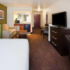 Отель Holiday Inn Express & Suites Aberdeen, an IHG Hotel, фото 6