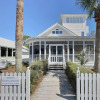 Отель Breakers Plus Carriage House 4 Bedroom Home by RedAwning, фото 37