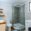 Отель Upscale Modern Escape in the Historic Center, фото 18