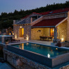 Отель Stunning Home in Blato With Jacuzzi, 3 Bedrooms and Private Swimming Pool, фото 15