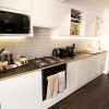 Отель The New52 A Modern 2 Bed Apartment Located In The Heart Of Oxford City, фото 17