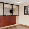Отель Super 8 by Wyndham Rahway/Newark, фото 2