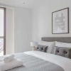Отель Luxurious 2BD Flat by the River Near Vauxhall, фото 5
