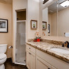 Отель Centennial 2 Bedroom Condo Unit no. 14, фото 13