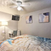 Отель Springfield Tiki Home: Hot Tub & Theater Room, фото 15