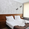 Отель Petrov Family Hotel, фото 2