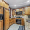 Отель Spacious Town Home, Short Walk to Lifts, Private Hot Tub - 144C by Redawning, фото 4