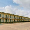 Отель Econo Lodge Texarkana I-30 в Тексаркане