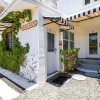Отель Three Bedroom Three Bath Townhouse, фото 15