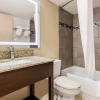 Отель Quality Inn & Suites, фото 8