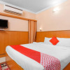Отель OYO Flagship 7852 Hotel Embassy, фото 4