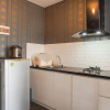 Отель Good And Homey 2Br At Nifarro Park Apartment, фото 3