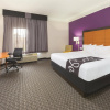 Отель La Quinta Inn & Suites by Wyndham Phoenix Scottsdale, фото 5