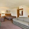 Отель Wamego Inn and Suites, фото 3