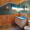 Отель Kenny Lodge 4 Bedroom Hotel Room by RedAwning, фото 6