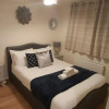 Отель Lovely 3-bed House in Luton, фото 17