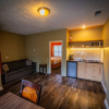 Отель Alpine Inn & Suites, фото 13