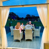 Отель Arranview Holiday Park Luxury Glamping Pods & Lodges all with private Hot-tubs, фото 14