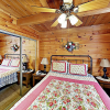 Отель Chalet W/ Epic Mountain Views & Hot Tub 3 Bedroom Cabin, фото 25