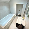 Отель Town Hall Lofts Settle Apartment 2, фото 36