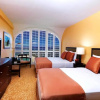 Отель Room in Holiday House - Hgvc Hawaiian Village Resort & Spa, Hot Tub, Pool!, фото 12