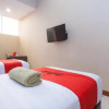 Отель RedDoorz @ Raya Sulfat, фото 10
