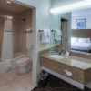 Отель Ashmore Inn and Suites Lubbock, фото 10