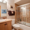 Отель Evergreen Townhome #1, фото 6