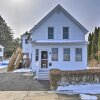 Отель Cozy Getaway - 10 Miles to Mount Wachusett Skiing!, фото 1