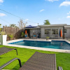 Отель Pool Hottub 5 Miles Clearwater IRB Pet Friendly, фото 16