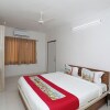 Отель Oyo 11075 Home Modern 3bhk Gulab Bagh, фото 6