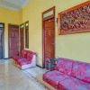 Отель OYO 90611 Griya Kutisari V Residence, фото 10