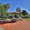 Отель 3BR 2BA Classic Montecito House Minutes to Butterfly Beach by RedAwnin, фото 7