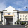 Отель Fairfield Inn & Suites, фото 1