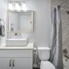Отель Prime Spot Sola Chic 1BR King Suite w Parking, фото 7