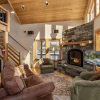 Отель Peterson Acres 3 Bedroom Home by NW Comfy Cabins by RedAwning, фото 2
