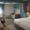 Отель La Quinta Inn & Suites by Wyndham Marysville, фото 44