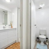 Отель Lovely 2-Bedroom Apartment With Free Parking, фото 4