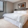 Отель Global Luxury Suites in White Plains, фото 6