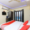 Отель OYO 14037 Central Inn, фото 11