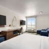 Отель La Quinta Inn & Suites by Wyndham Denver Parker, фото 3