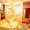 Отель Lanshan Chain Holiday Hotel, фото 6