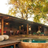Отель Big 5 Self-catering Lodge, фото 12