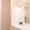 Отель Sanders Boulevard - Cozy 2-bdr Apt By the Canal, фото 8