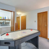 Отель Family Home in Blakeslee w/ Deck - 6 Mi to Ski!, фото 6