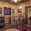 Отель Four Miles - Two Bedroom Cabin, фото 6