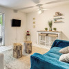 Отель Quaint Pompano Beach Apartment w/ Patio!, фото 2